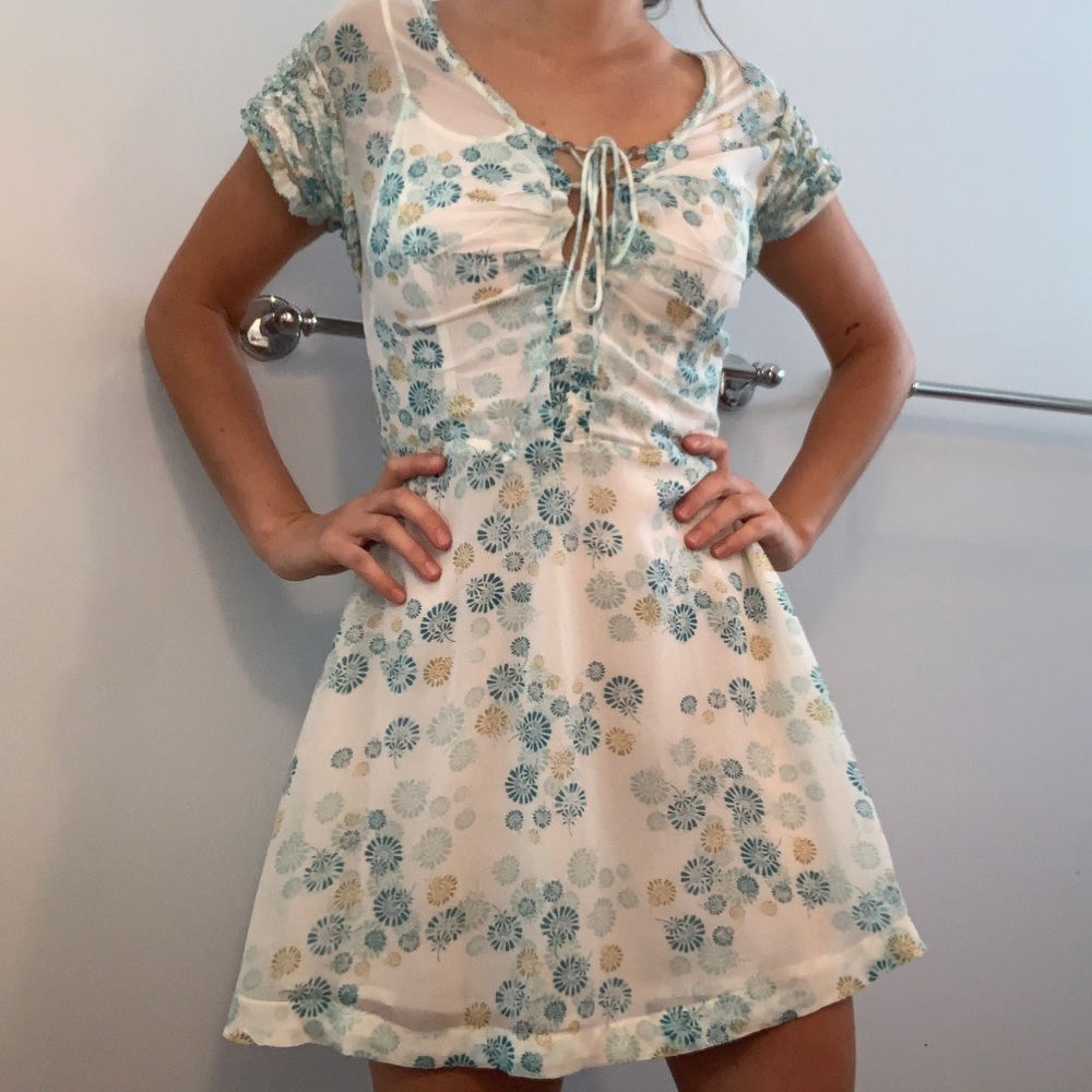 Free People delicate floral spring sundress 🌼